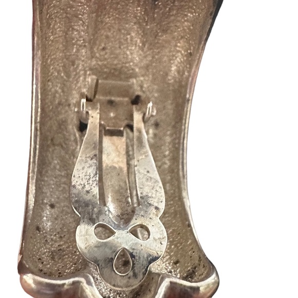 VINTAGE GIVENCHY SILVER CLIP ON - Picture 5 of 6